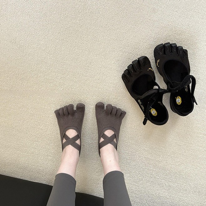 Pilates Yoga Studio - Kaos Kaki Yoga Wanita dengan Tali