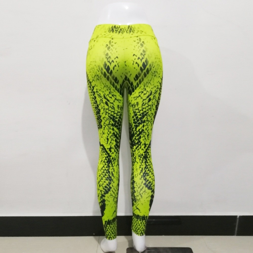 Legging Motif Ular Serpentine  - Pilates Yoga Legging ulasan dan harga